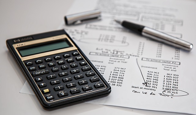 calculator-settore assicurativo-assicurazione