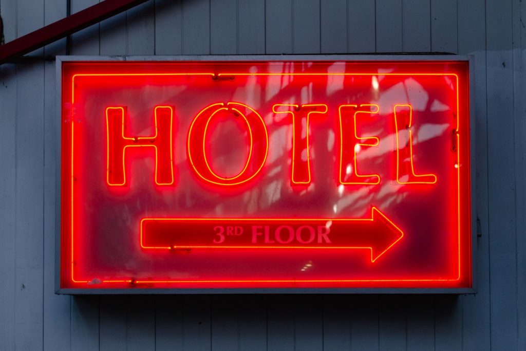 La trasformazione digitale dell’accoglienza moderna ccoglienza moderna hotel pexels