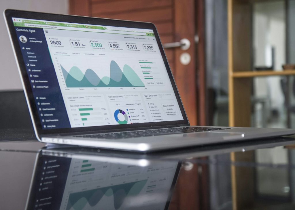 L’eredità digitale delle aziende: che fine fanno i domini dopo fusioni e acquisizioni? website - sito domini - eredita digitale pexels