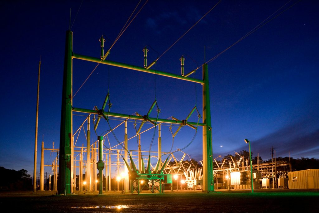 Energia e industria: perché l’andamento dei mercati conta anche per le imprese italiane energia unspalsh